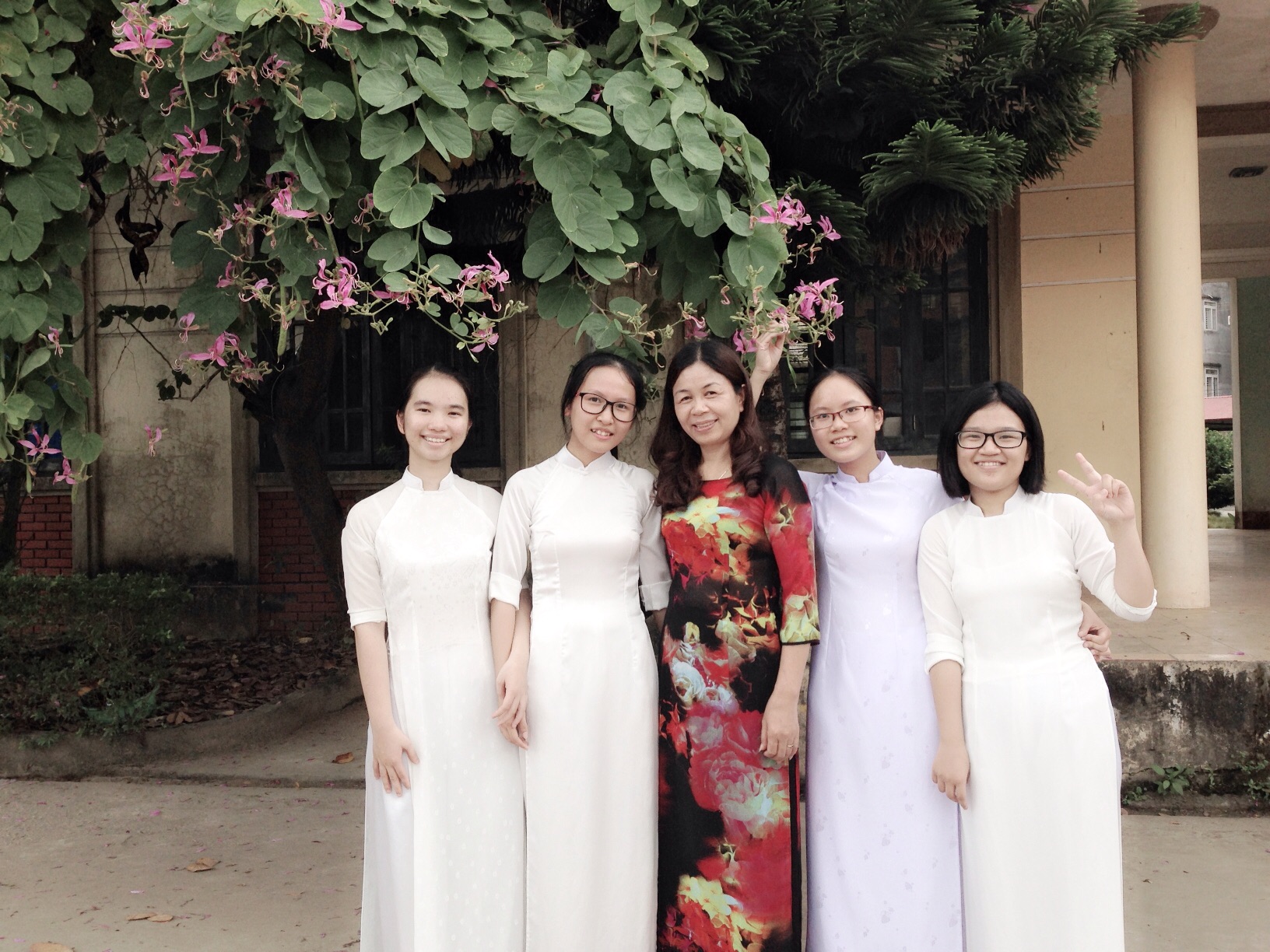 Chân dung nữ sinh Bắc Giang đạt giải nhất Văn HSG quốc gia 2016